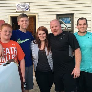 Meet your Posher, Chuck